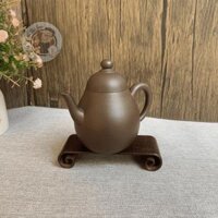 Ấm Lê Hình Tử Nê