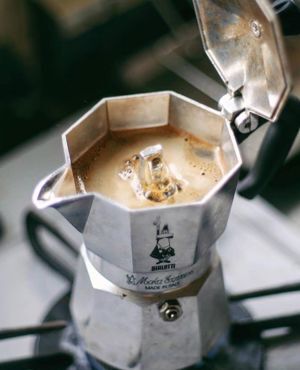 Ấm pha cà phê từ Moka Express 6 cup