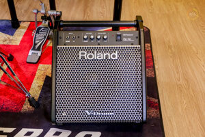 Amply - Amplifier Roland PM-100