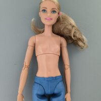 àng rời Mattel Barbie giá đặbiệtơ thểơ thể trắng da toàn thân khớ