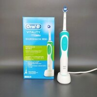 [Ảnh thật] Bàn chải điện Oral-B Vitatily D12 màu Green