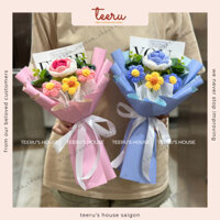 (ẢNH THẬT) Bó hoa hồng len mix hoa len lưu ly và cành táo handmade tặng tốt nghiệp, người yêu - Crochet Teeru's House