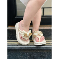 Ảnh thật Dép Xỏ Ngón Nơ Gấu Vàng Đế Siêu Nhẹ  Cho Bé Gái Từ 2-5 Tuổi KB074