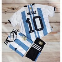 Áo Argentina chuẩn WC in tên Messi số 10