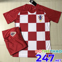Áo bóng đá đội tuyển Croatia màu đỏ trắng mới nhất năm 2018