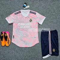Áo bóng đá Real Madrid màu hồng in hình rồng 23/24 đen vải mè gai thái logo thêu mới năm 2023 2024