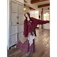 áo cardigan len+chân váy chữ a，set đồ nữ sang chảnh，đồ bộ thu đông nữ，Nhàn rỗi Phong cách dáng rộng Áo len dài tay Áo khoác không đều Khâu váy kẻ sọc Nữ 2024 Thu Đông Bộ đồ thời trang，set đồ nữ mùa đông，set váy dài，đồ bộ nữ đi chơi，đồ set nữ