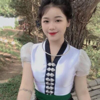 áo cóm cổ V phi bóng trắng nẹp đen tay tơ nơ , áo cóm dân tộc thái