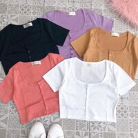 Áo crop top 150.000/2 cái