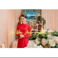 Áo dài gấm màu đỏ kết ngọc - Áo dài Anh MInh