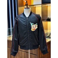 Áo khoác Bomber gió Dolce Gabbana Đen logo DG lá thêu ngực kẻ viền Đỏ LA