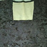 Áo khoác đen cổ vuông