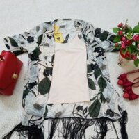 Áo khoác đi biển hoa hồng