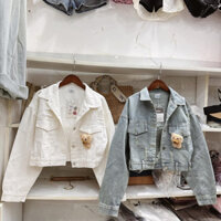 áo khoác jeans form ngắn gắn charm gấu đẹp ạ women’s denim jacket