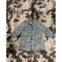 Áo khoác kiểu hàng link họa tiết da beo độc đáo chất liệu nhẹ xuyên thấu mát mẻ