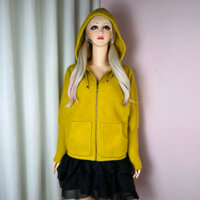 Áo khoác len QC màu vàng ( Võ Hạnh Duyên - Mã S.i.AL248)