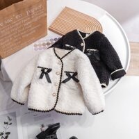 Áo khoác lông cừu trắng