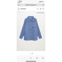 Áo khoác Mango màu xanh.