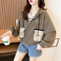 Áo Khoác Nữ Lửng Tay Bo Gấu Logo Thêu Phối Túi Hộp Cao Cấp Siêu Hot