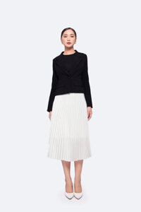 Áo khoác nữ màu đen tay dài