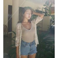 Áo khoác ren nhẹ nhàng xinh xắn