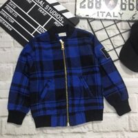 Áo khoác sọc caro khỏe khoắn