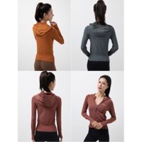 Áo khoác tập gym nữ có túi
