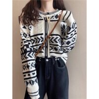 Áo len cardigan màu hồng cho nữ , Cúc Cài Đen Trắng Mã 103 - phong cách hàn quốc mấu mới 2023 2024