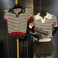 Áo len cổ bẻ cộc tay kẻ sọc ngang hoạ tiết Thom 054