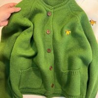 Áo len cổ điển màu xanh lá cây Áo len dệt kim đại học rộng mới