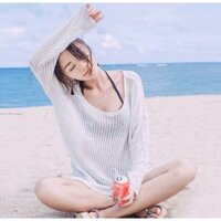 Áo len đan móc đi biển