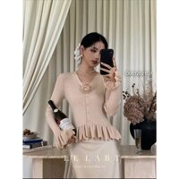 Áo len kiểu lai bèo cổ tim ngực đính hoa tay dài hàng QC TOMBI SHOP
