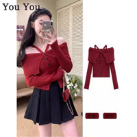 Áo len lệch vai màu đỏ dành cho nữ YOUYOU Áo dệt kim lệch vai dáng ôm phong cách Hàn Quốc