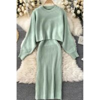 Áo len tay cánh dơi rộng rãi cổ cao khí chất thời trang thu đông Bộ hai chiếc váy liền hông cổ chữ V hai dây