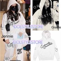 áo nỉ mũ trắng hoodie của Giselle Aespa và Jennie Blacpink
