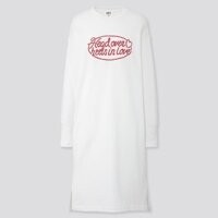 Áo nỉ nữ dáng dài thêu dòng chữ Head over heels in love dễ thương của Uniqlo