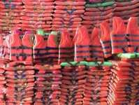 Áo phao liên doanh Hàn Quốc.Kích cỡ: 1Mầu sắc: Da cam pha đen.Chất liệu: xốp không vỡ.Dùng trong cứu hộ sông nước, phụ kiện tầu thuyền.