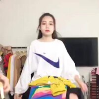 Áo phông giấy đủ màu và hình