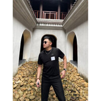 Áo phông nam cộc tay đen cổ tròn mix tag ngực 2 bản hottred