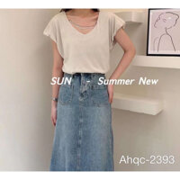 Áo phông tay hến cổ tim có kèm vòng cổ