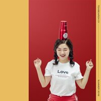 Áo phông trắng LOVE