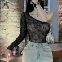 áo ren đá  lệch vai đính đá bling phối chân váy ôm xẻ đùi siêu đẹp sang chảnh