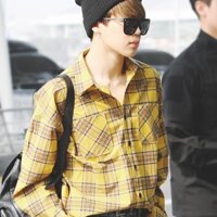 Áo sơ mi kẻ giống Jimin BTS