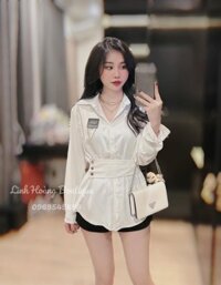 áo sơ mi nữ dáng dài form rộng may logo, áo sơ mi dài tay công sở 3 màu năng động - Màu Đen - Freesize < 62 kg