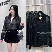 Áo sơ mi voan đính đá bling nắp túi có độn cầu vai