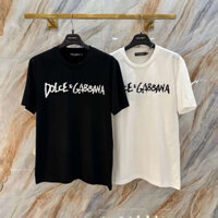 Áo T-shirt Dolce Gabbana logo chữ nét ngực LA on web