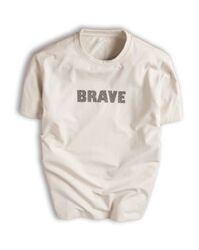 Áo T shirt họa tiết in Brave FSTS004