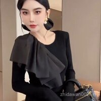 Áo thời trang ôm sát mới mùa thu đông 2025, phối màu không đều, lưới xếp nếp, cắt xẻ