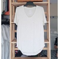 Áo thun 24 7 vạt bầu