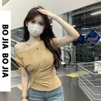 Áo thun cộc tay trễ vai xếp ly kiểu Pháp áo tôn dáng dáng ngắn cổ ngang xương quai xanh cảm giác thiết kế mùa hè cho nữ